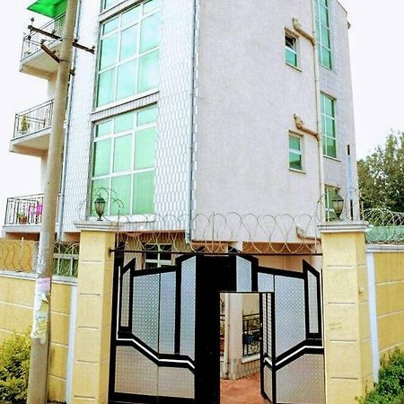 Keba Guest House Addis Ababa Exterior photo